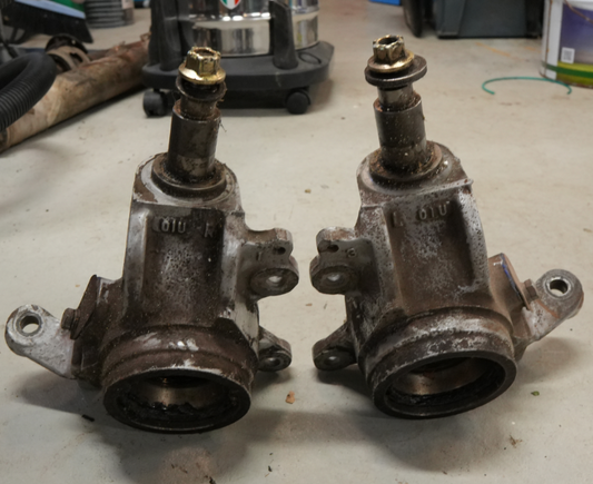 Nissan Skyline R32 GTS-t cut & welded drift knuckles